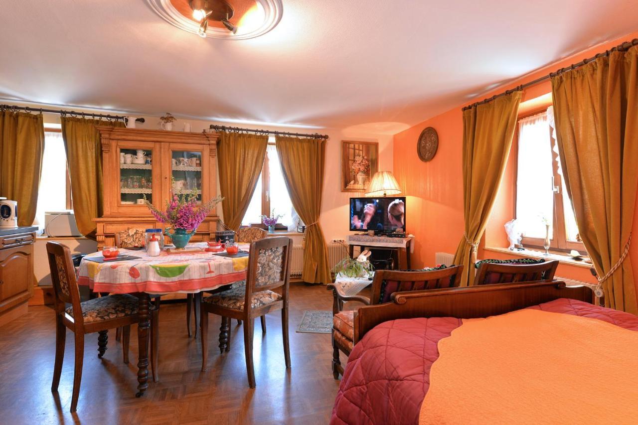 Gites Ou Chambres D'Hotes A La Ferme Orbey Luaran gambar
